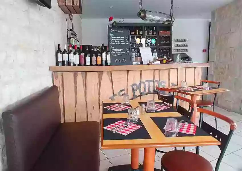 Le restaurant - Les Potos Feu - restaurant ROCHEFORT - top resto ROCHEFORT